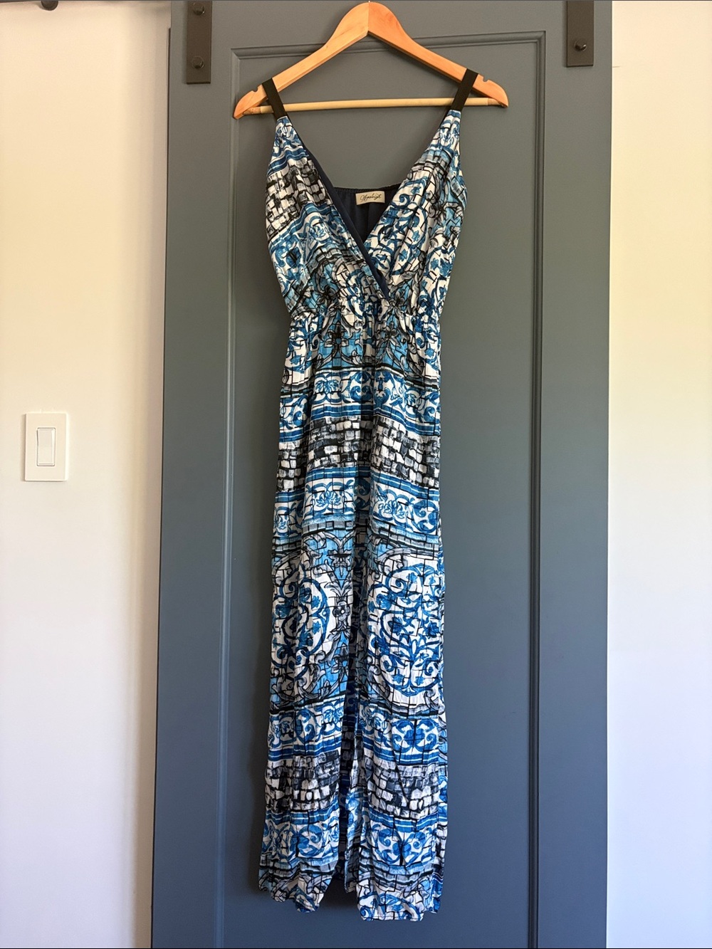 Blue & White Printed Sleeveless Maxi Dress